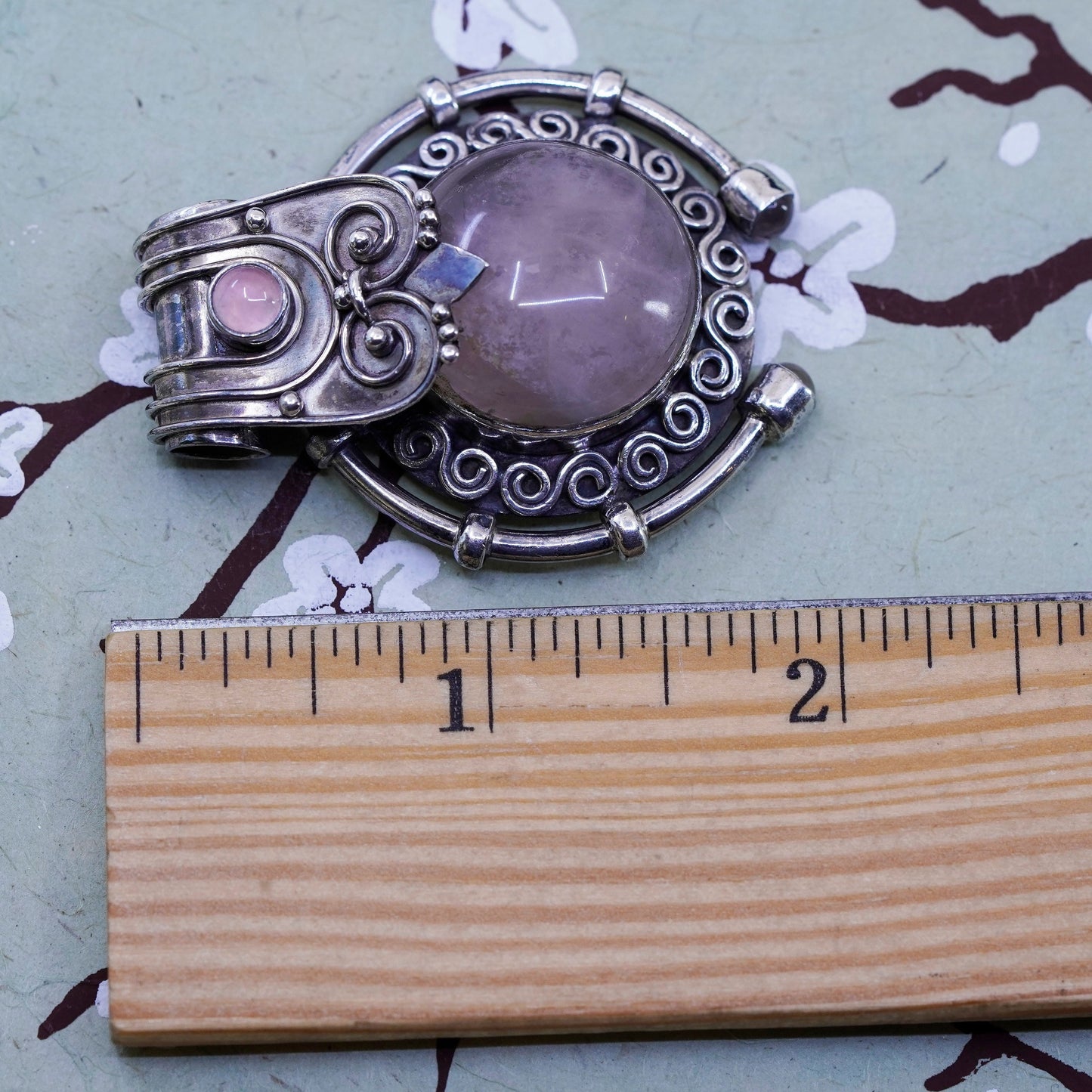 Vintage sajen Sterling 925 silver handmade pendant with round rose quartz