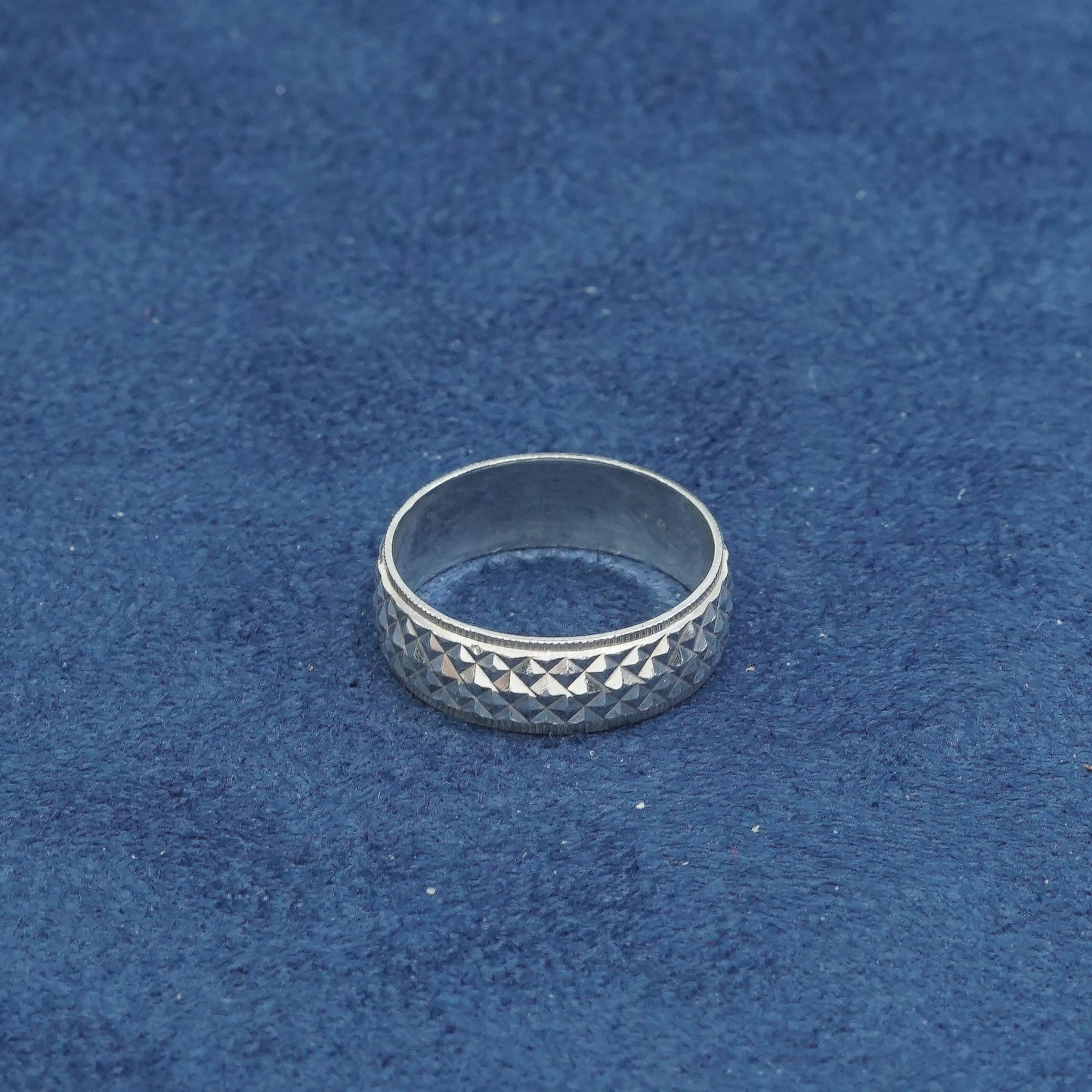 sz 7, vtg Sterling silver handmade ring, 925 band w/ diamond texture