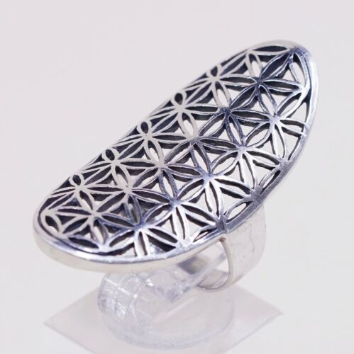 Size 8, Vtg Sterling Silver handmade Ring. 925 modern Snowflake Statement Band