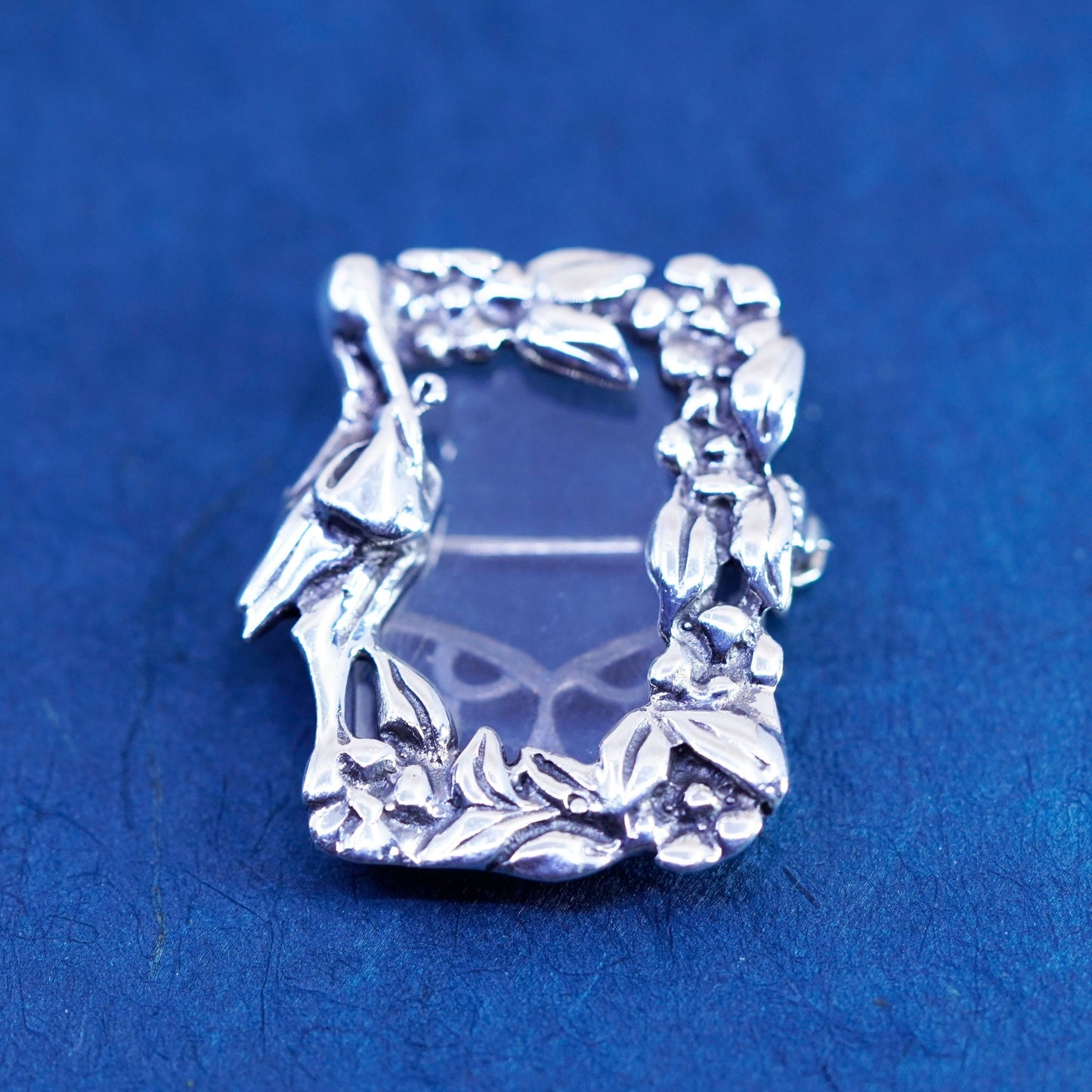 Vintage sterling silver handmade brooch, 925 photo pin with floral frame