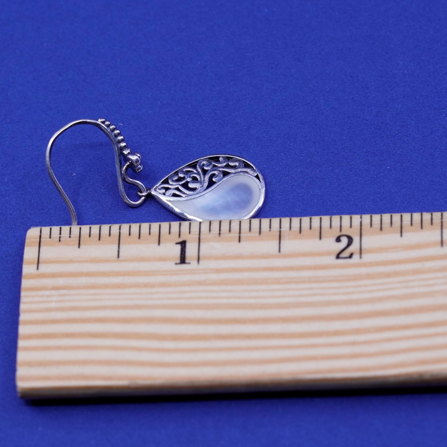 Baroni Sterling 925 silver teardrop filigree earrings w/ mother of pearl