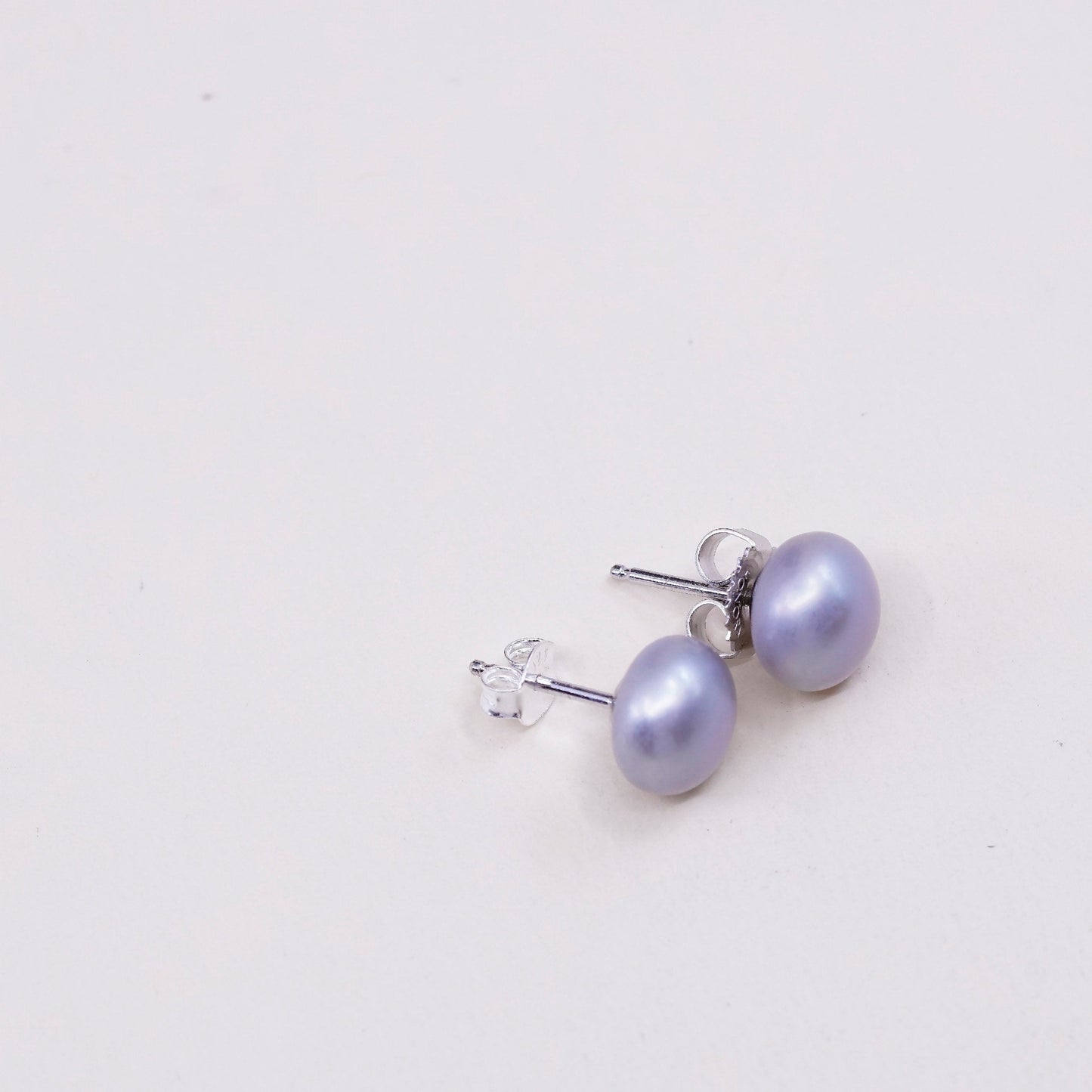 Vintage sterling silver earrings, 925 studs with gray pearl