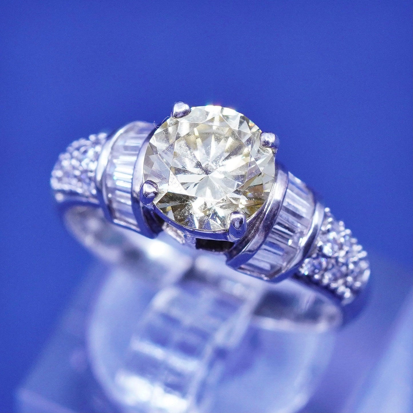 Size 8, vintage Sterling 925 silver handmade ring with citrine and cluster cz