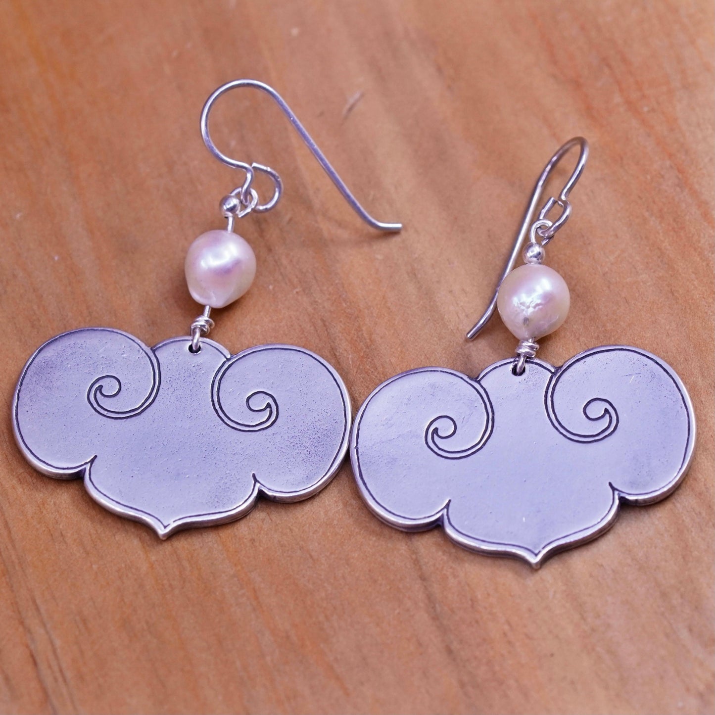 Vintage Sterling 925 silver handmade oriental cloud earrings with pearl