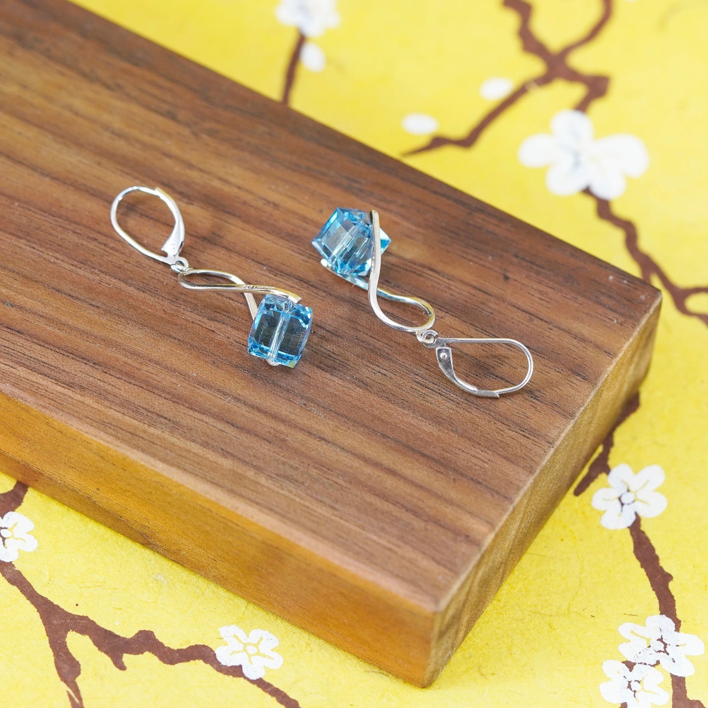 vintage Sterling 925 silver entwined earrings with blue cube crystal