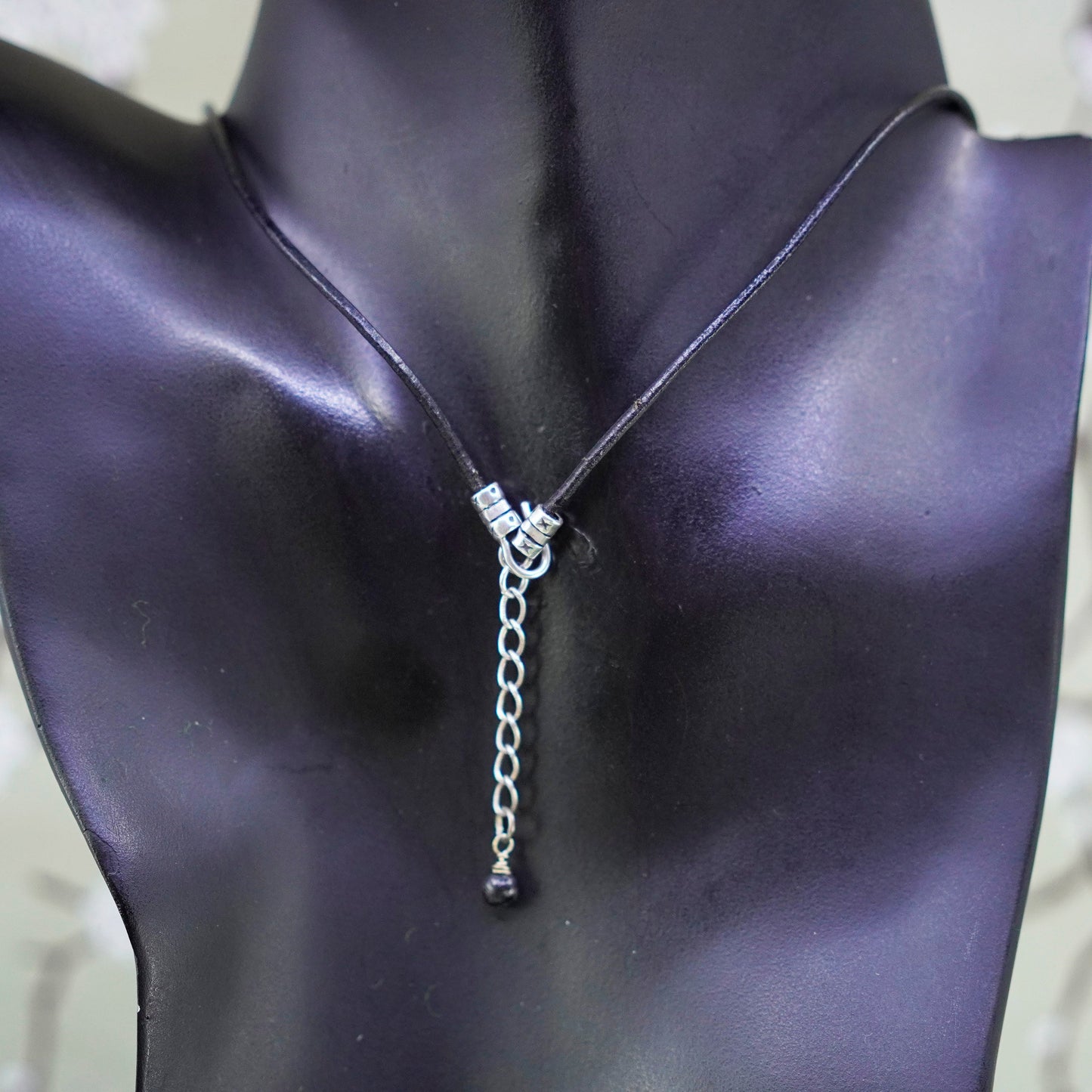 16+2”, vintage Sterling 925 Silver Clasp W/ black Leather chain Necklace