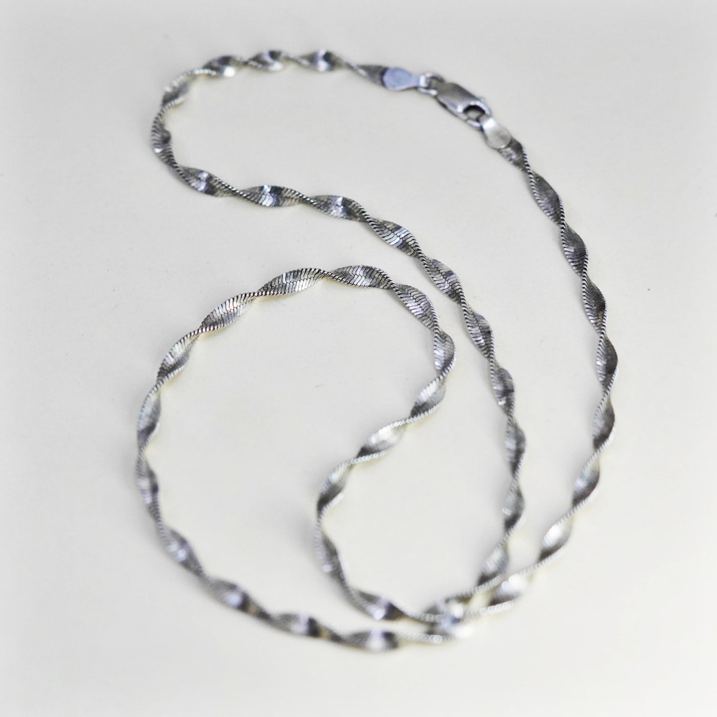 18”, 4mm, vintage Sterling silver necklace, 925 twisted herringbone chain