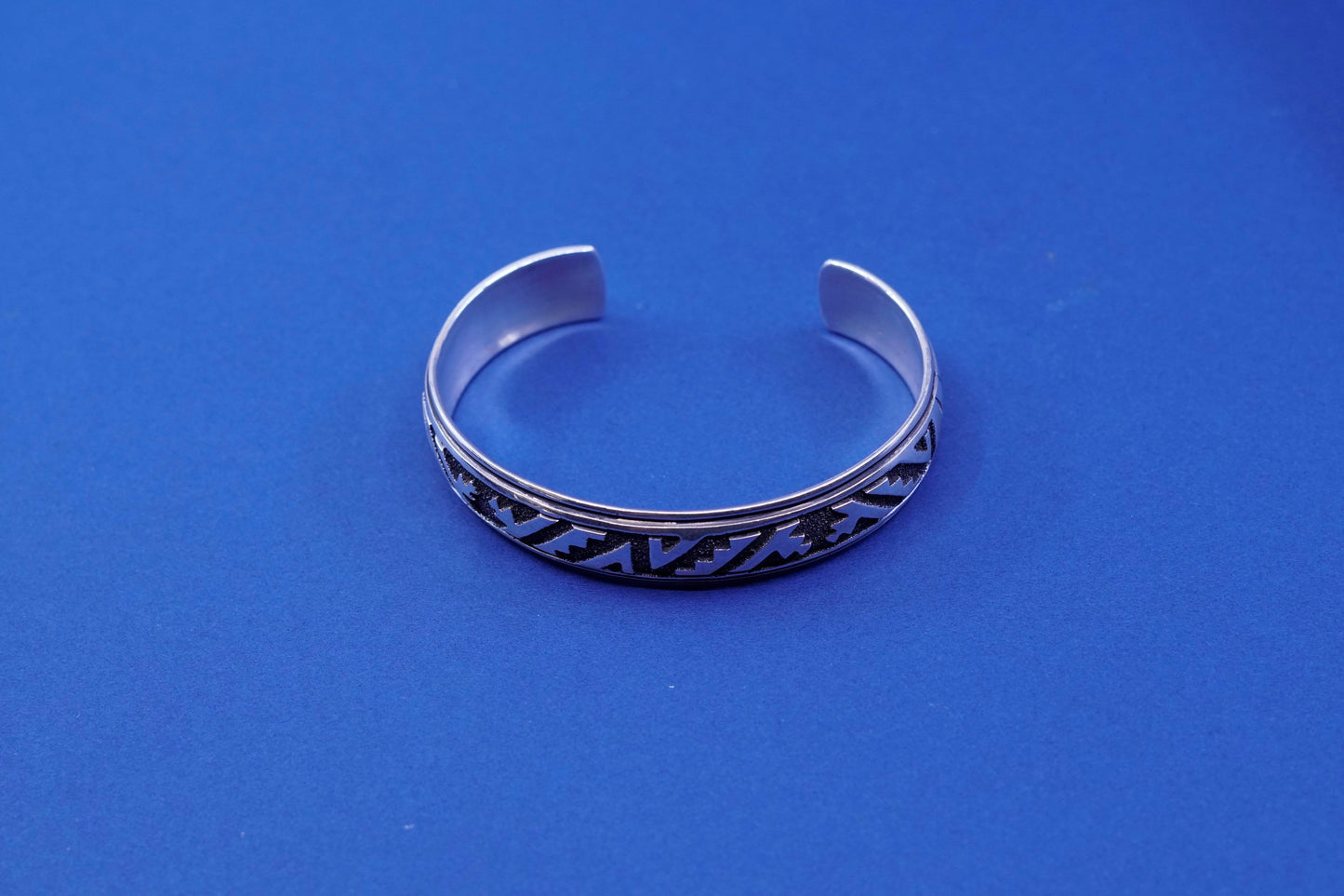 6.75”, Native American Hopi Duane Tawahongva Sterling 925 silver bracelet cuff