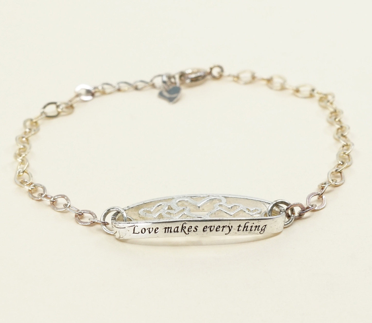 7.75", vtg Sterling Silver Bracelet, 925 flatten circle chain w/ heart “love"