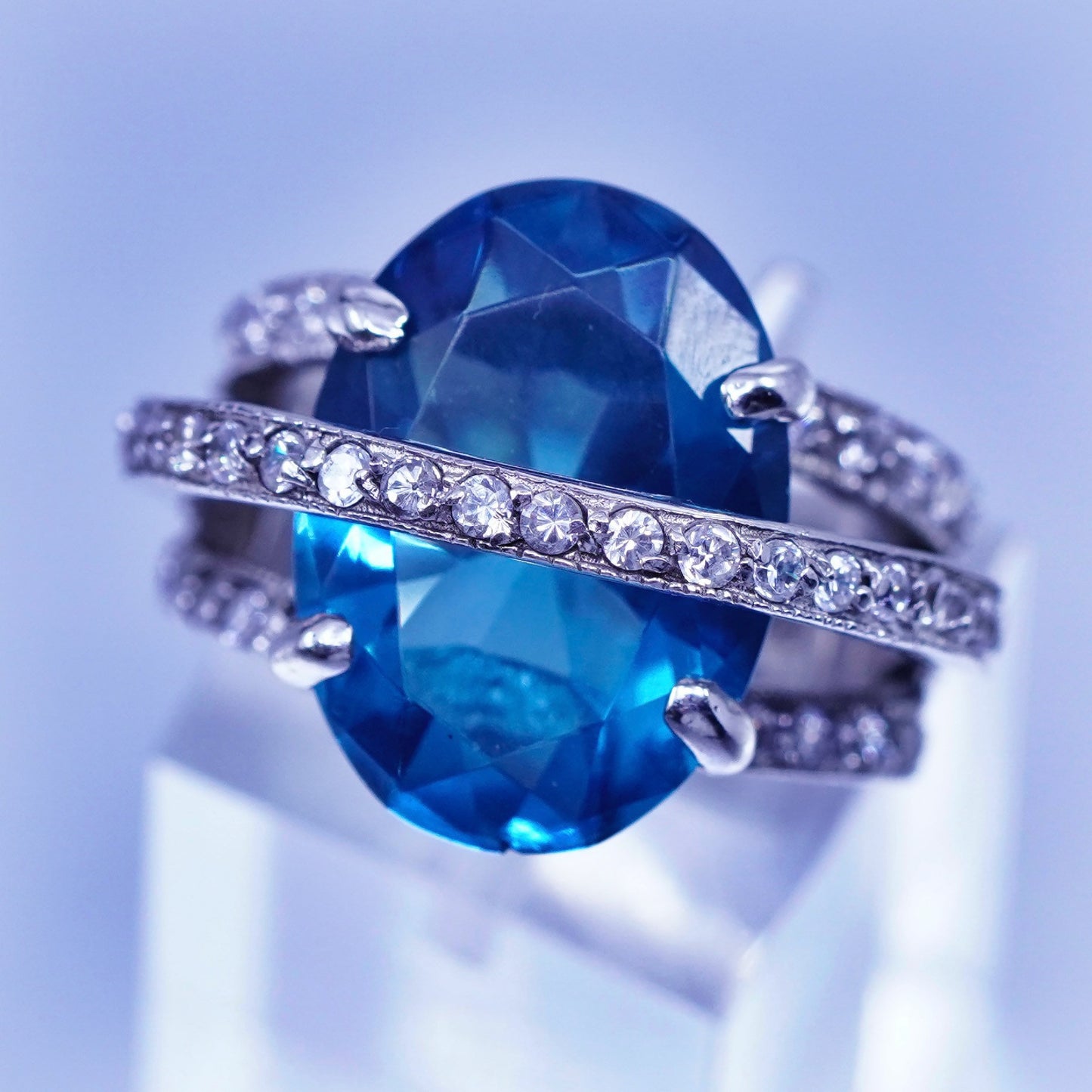 Size 6, vintage Sterling 925 silver handmade ring with topaz and cz around