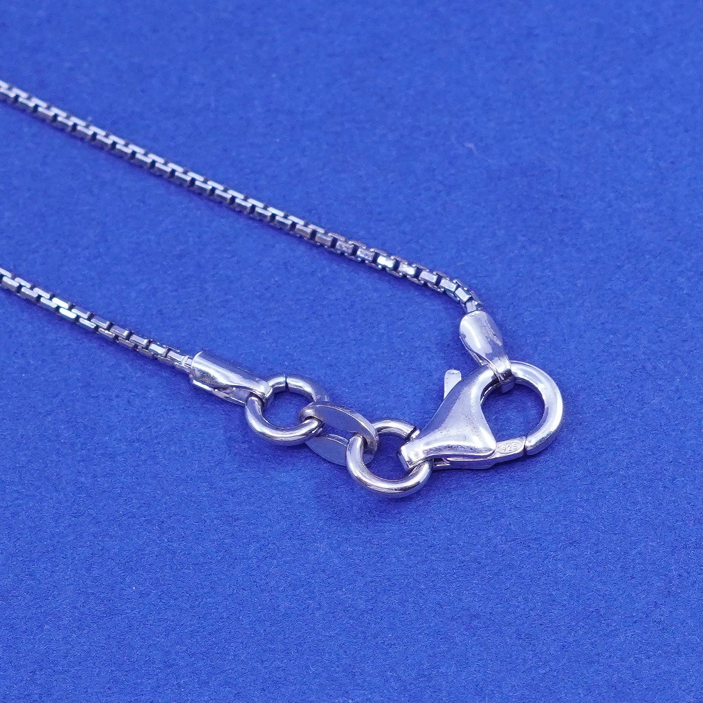18”, 1mm, vintage Sterling silver necklace, 925 box chain