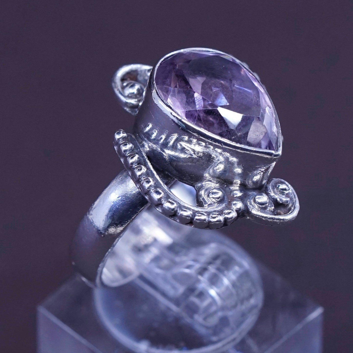 Size 8.5, vtg Sterling 925 silver handmade ring w/ teardrop amethyst N beads
