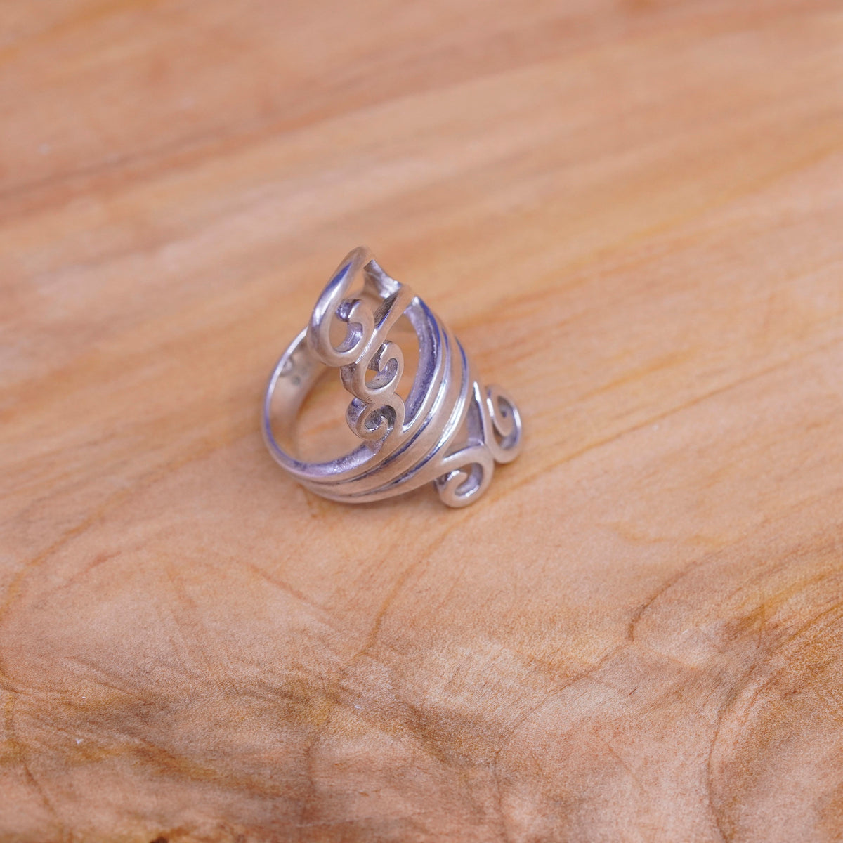 Size 5, vtg Sterling silver handmade ring, southwestern 925 filigree swirl band