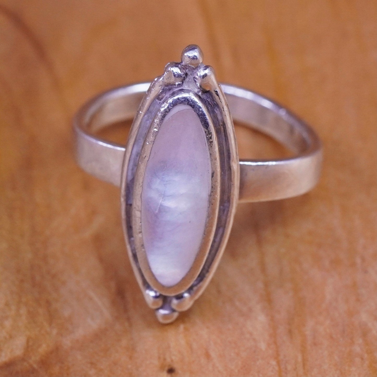 Size 8.25, vintage Sterling 925 silver handmade ring with mother of pearl