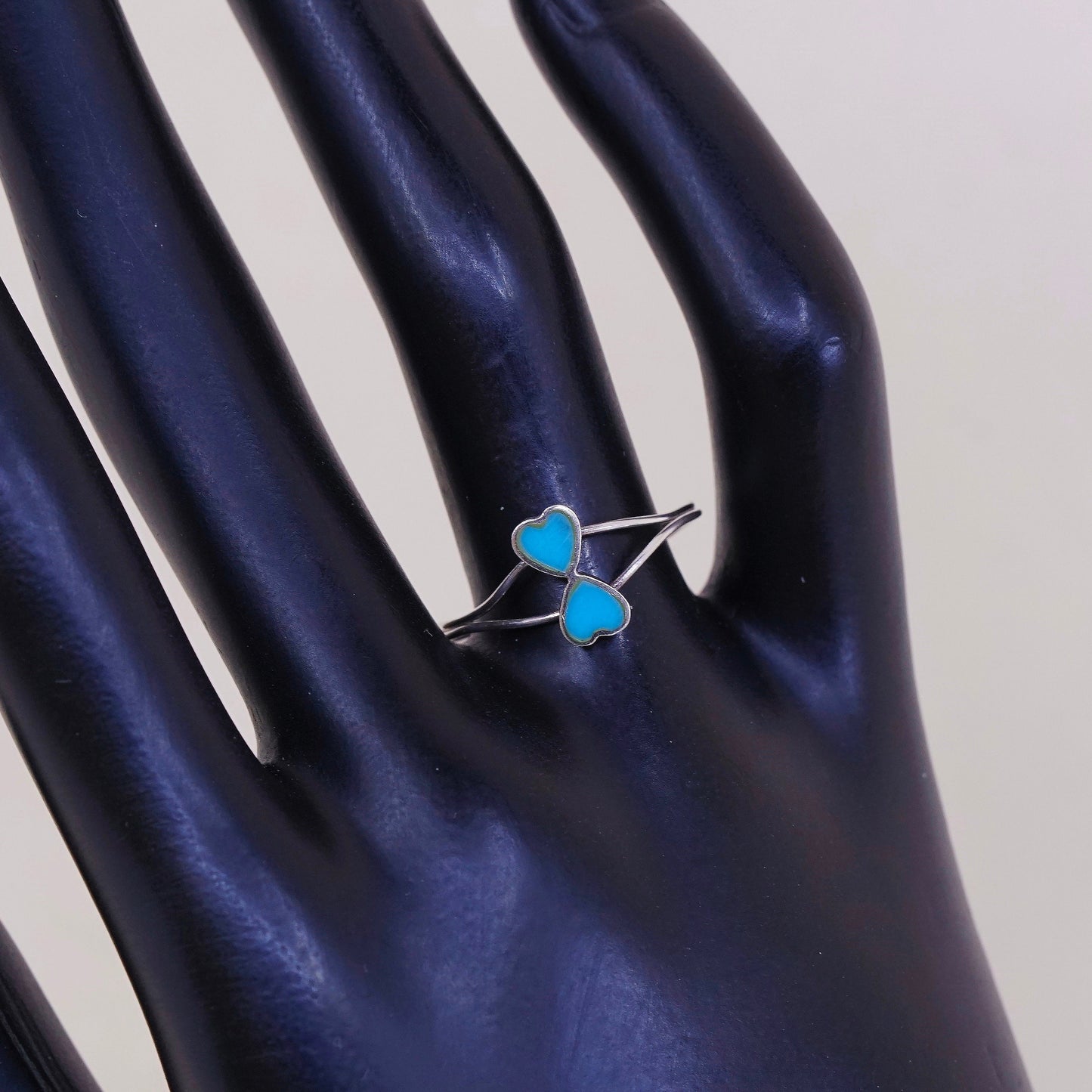 sz 8.25, vtg sterling silver handmade ring, Mexico 925 ring w/ turquoise hearts