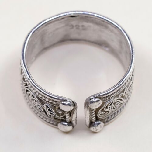 Sz 9, Vtg Sterling Silver handmade Boho Tribal Ring 925 Band W/ Pattern Embossed