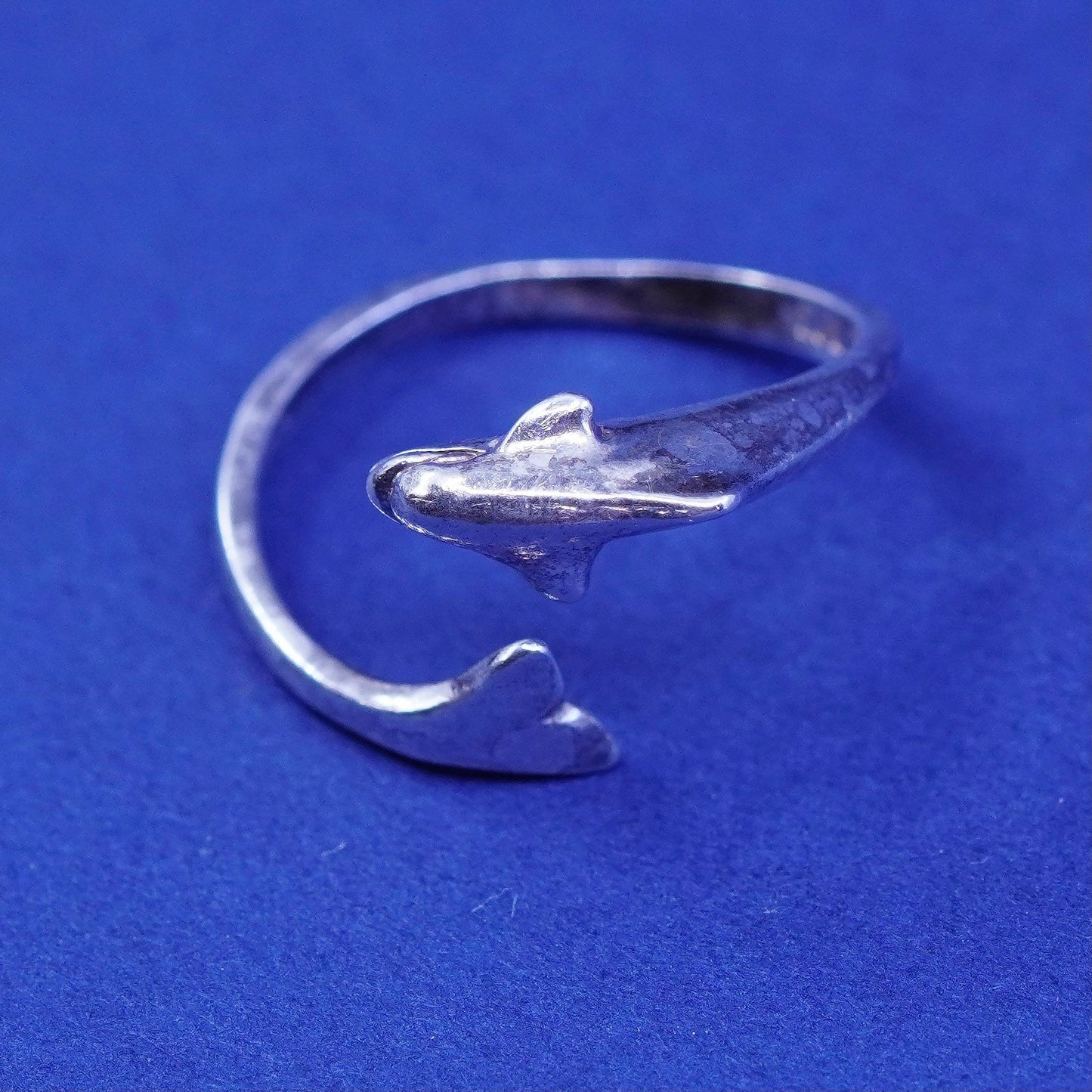 Size 4, vintage sterling silver handmade ring, 925 dolphin wrap band