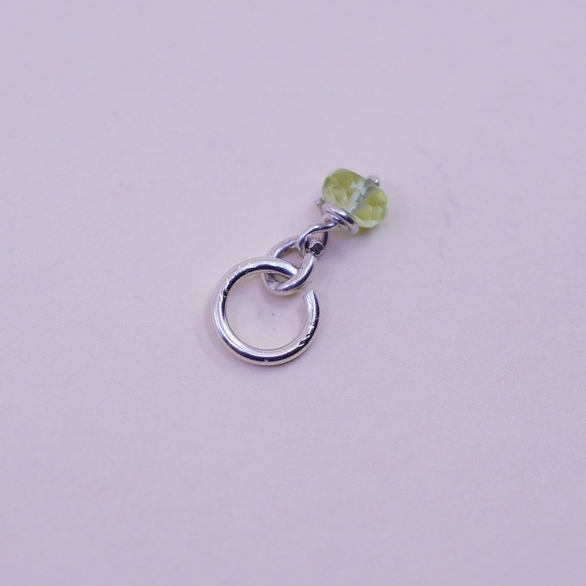 Vintage Sterling 925 silver handmade pendant with Peridot bead