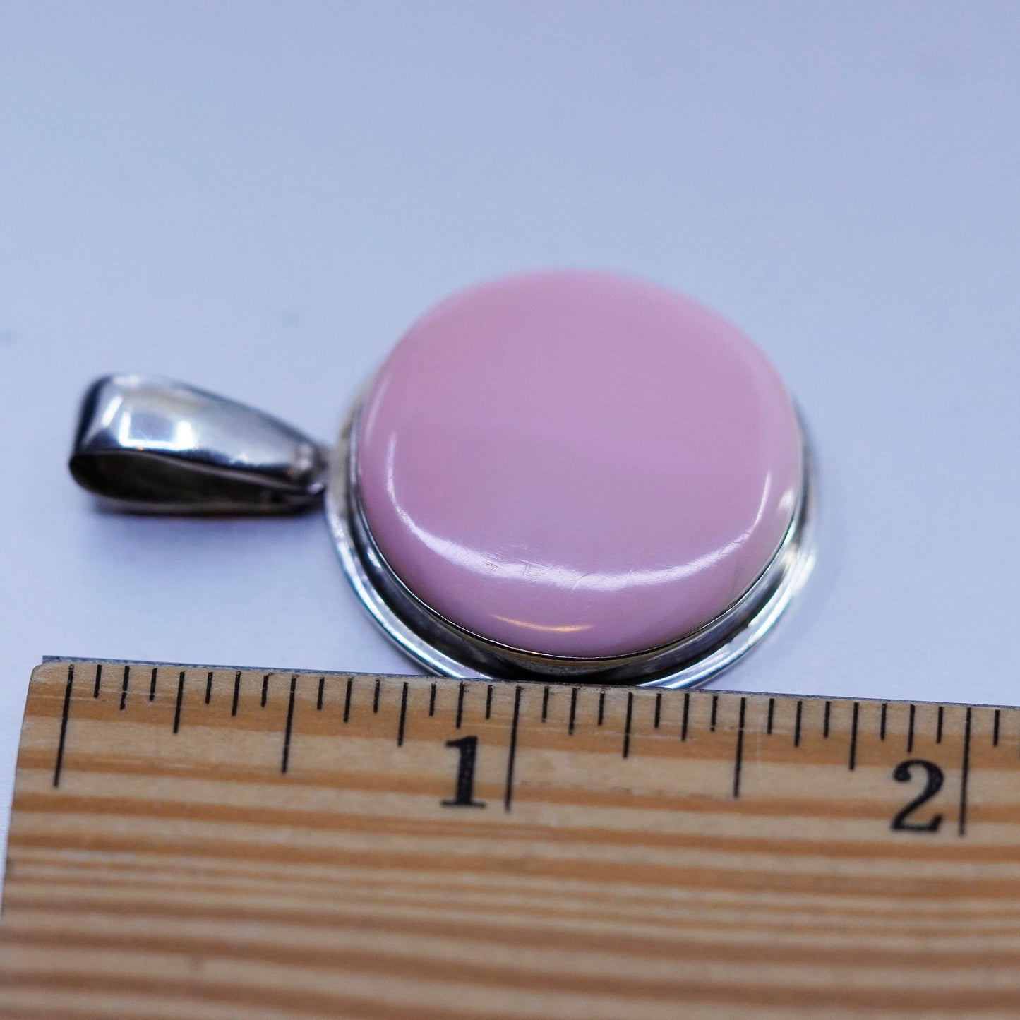 Vintage sterling 925 silver handmade pendant with round pink onyx