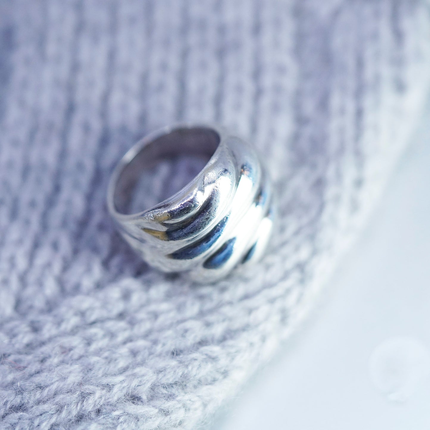 Size 5.5, vintage Sterling 925 silver handmade ring, modern ribbed band