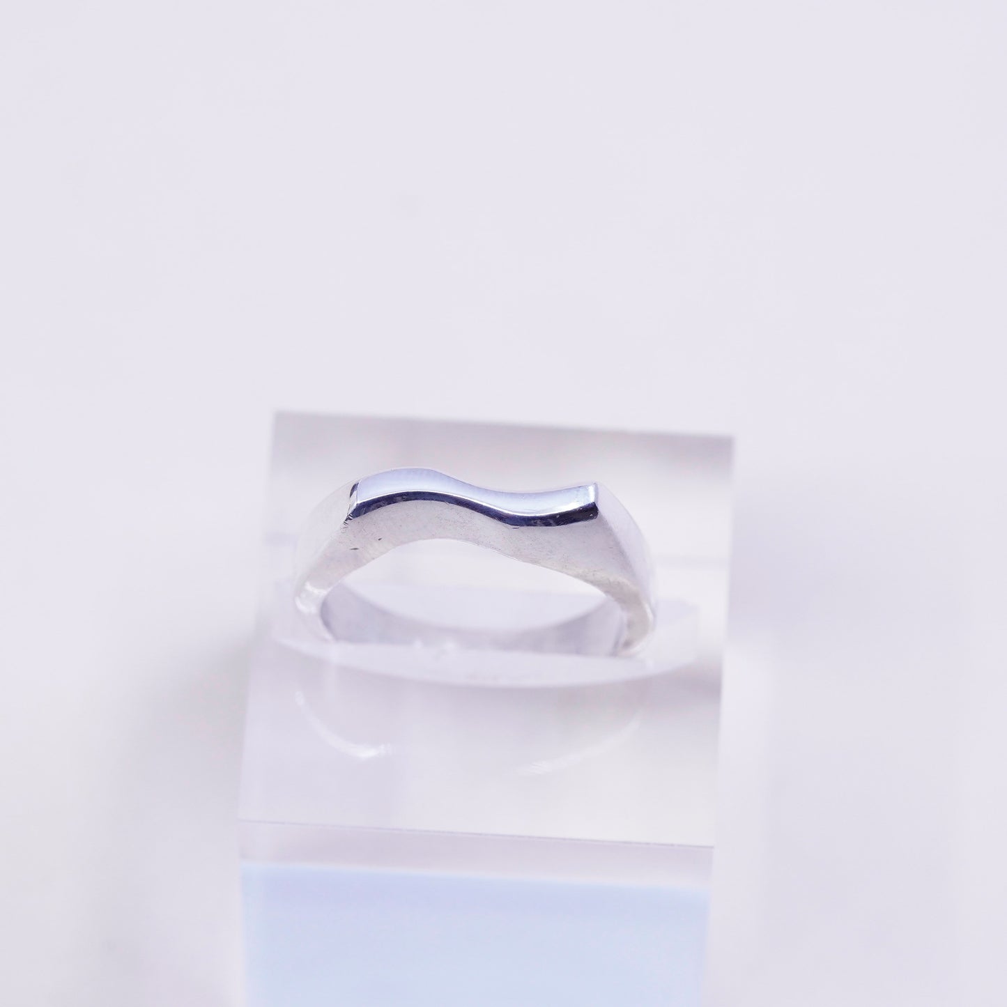 Size 9, vintage sterling 925 silver handmade ring, wavy band
