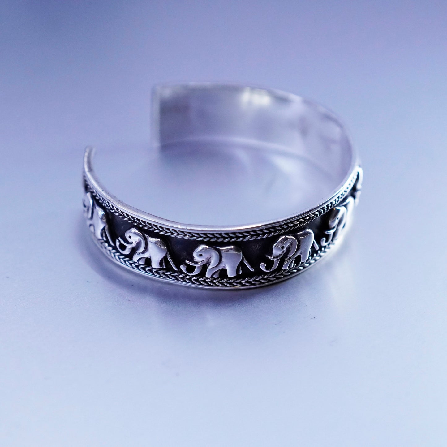 6.75”, Vintage Sterling 925 silver handmade bracelet, elephant cuff
