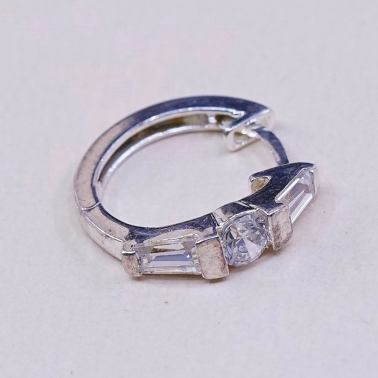 0.5”, vtg sterling silver earrings, 925 silver hoops, Huggie w/ clear Cz