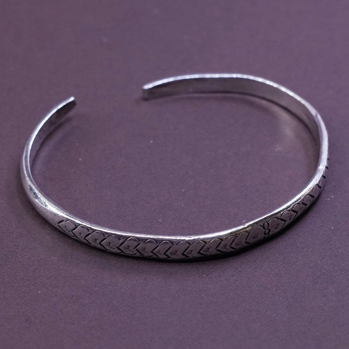 7.25”, Vintage southwestern Sterling silver handmade bracelet, solid 925 cuff