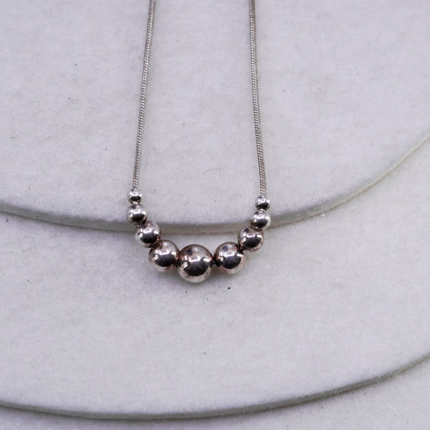 18”, VTG Sterling 925 silver handmade snake necklace graduated beads pendant