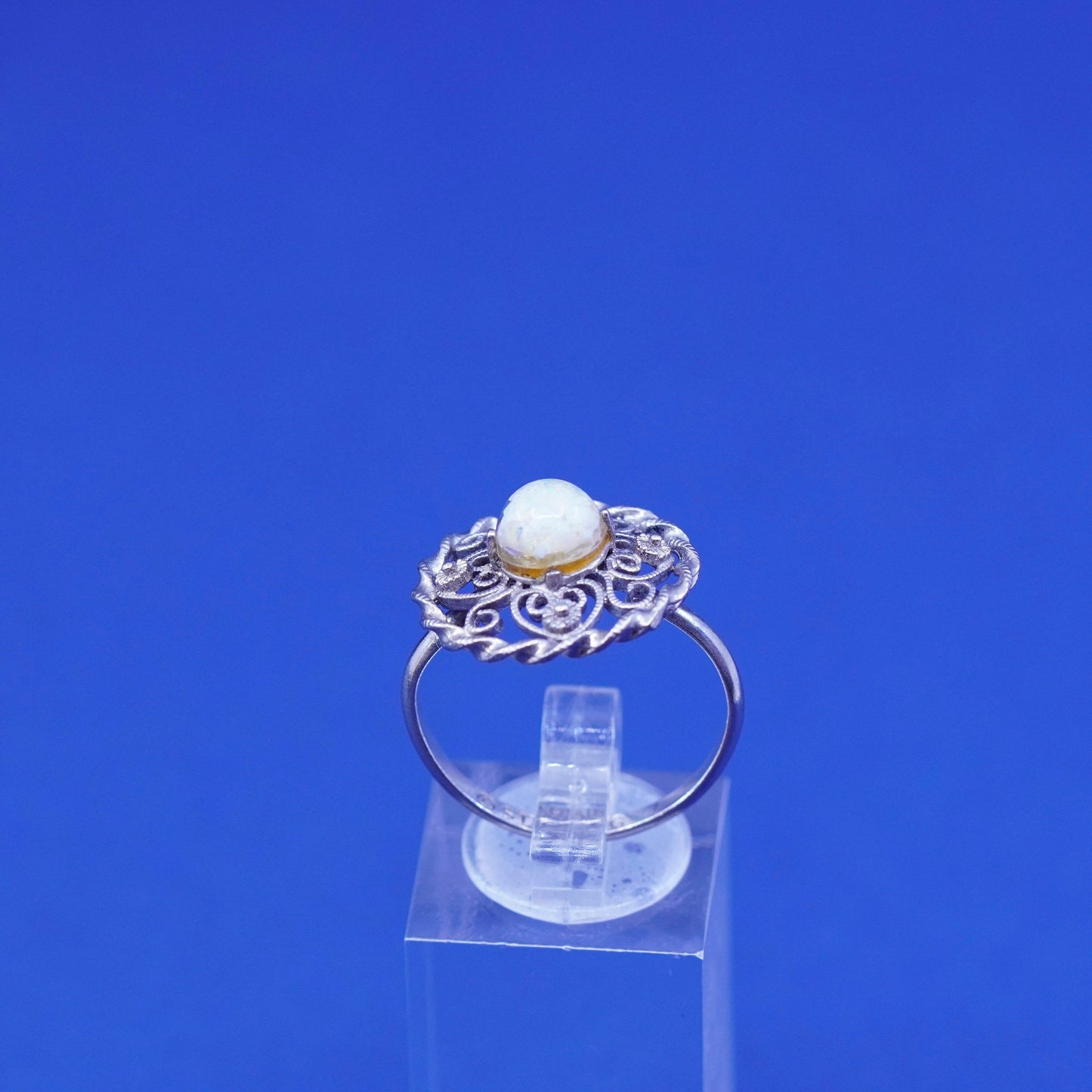 Size 8 Vintage Sterling 925 silver filigree handmade ring with opal