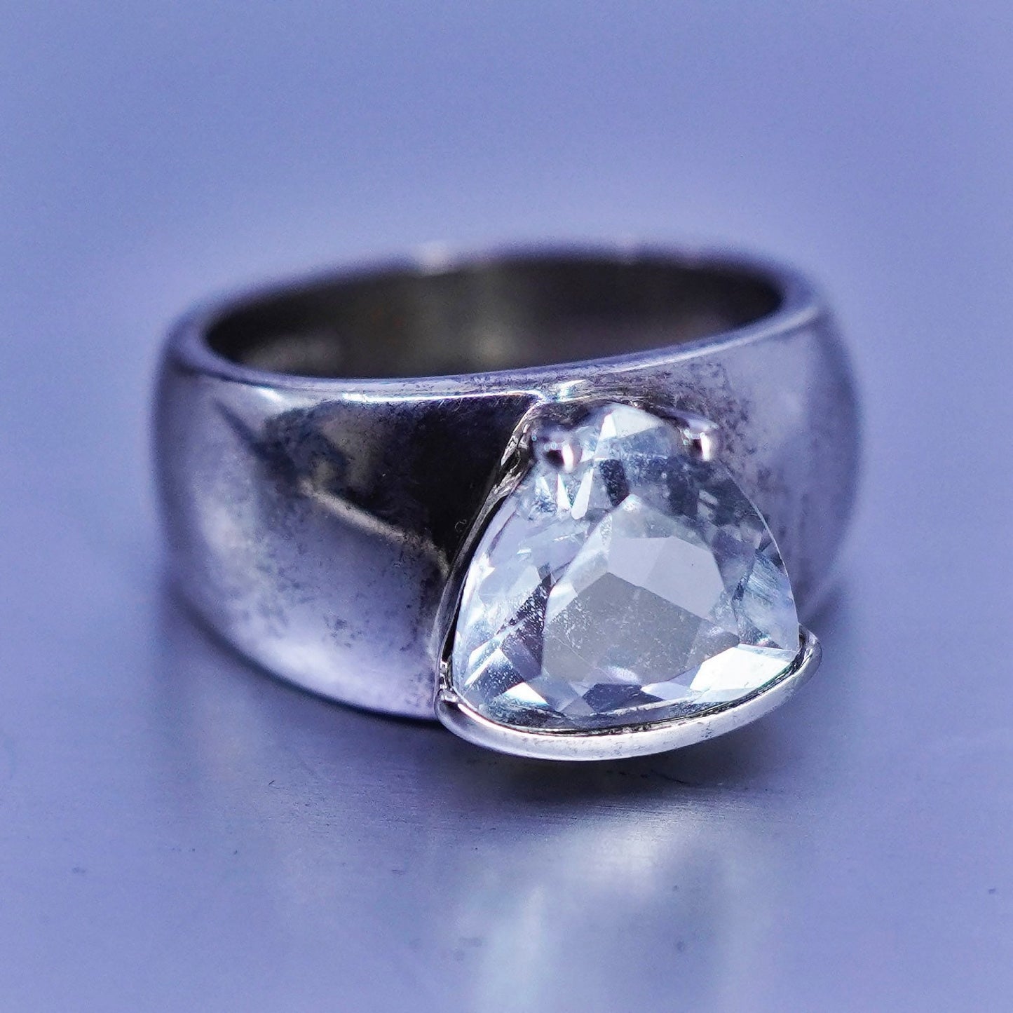 Size 6, vintage Sterling 925 silver handmade wide ring with triangular Cz