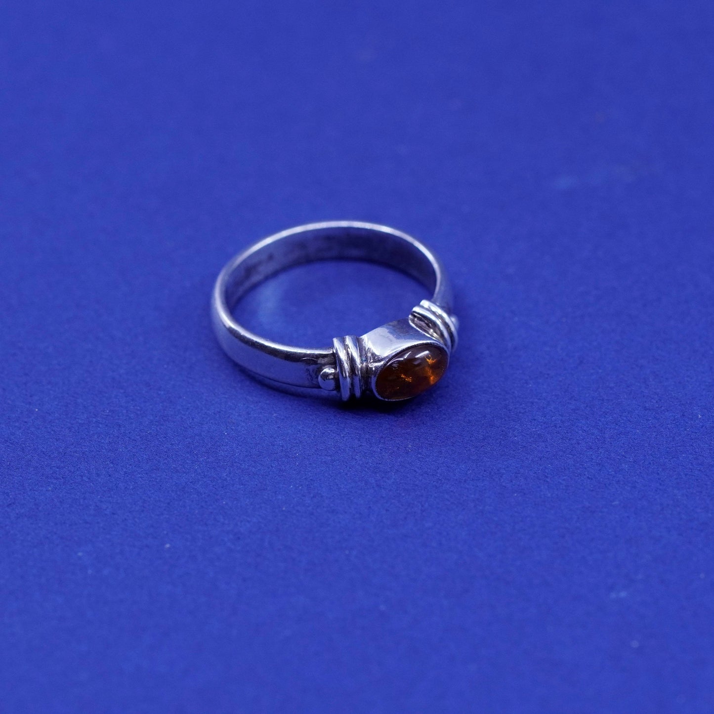Size 7.75, vintage Sterling silver handmade ring, 925 band with garnet