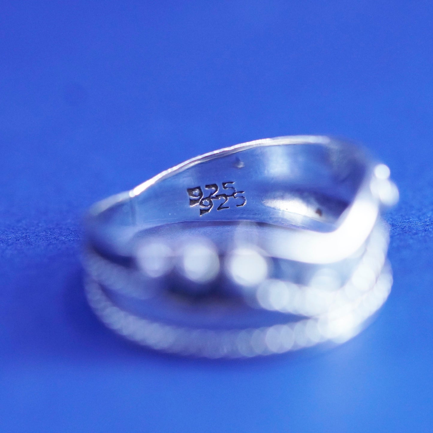 Size 7, vintage southwestern Sterling silver handmade ring, 925 beaded band