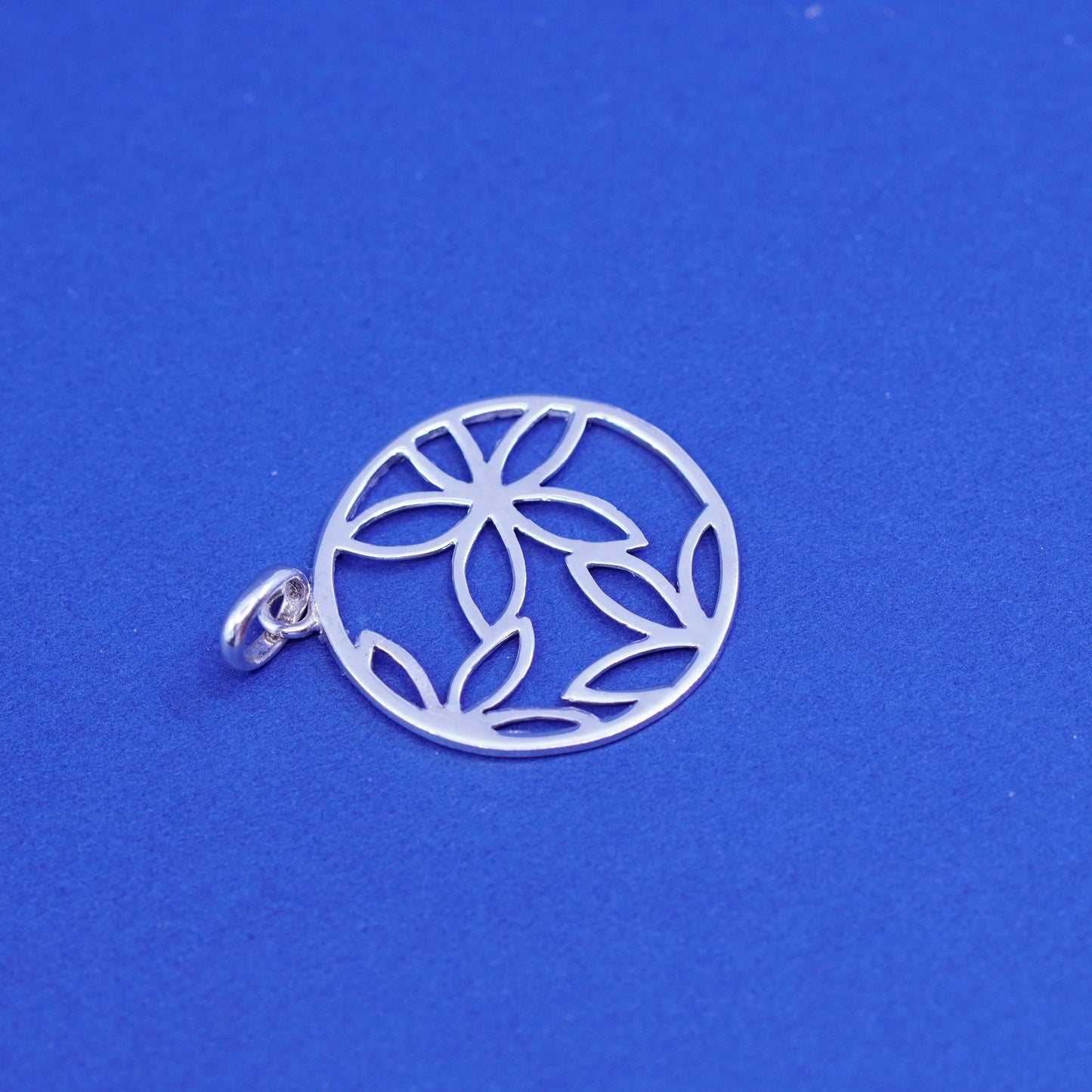 Vintage Tashi Sterling silver handmade pendant, 925 filigree Sakura flower
