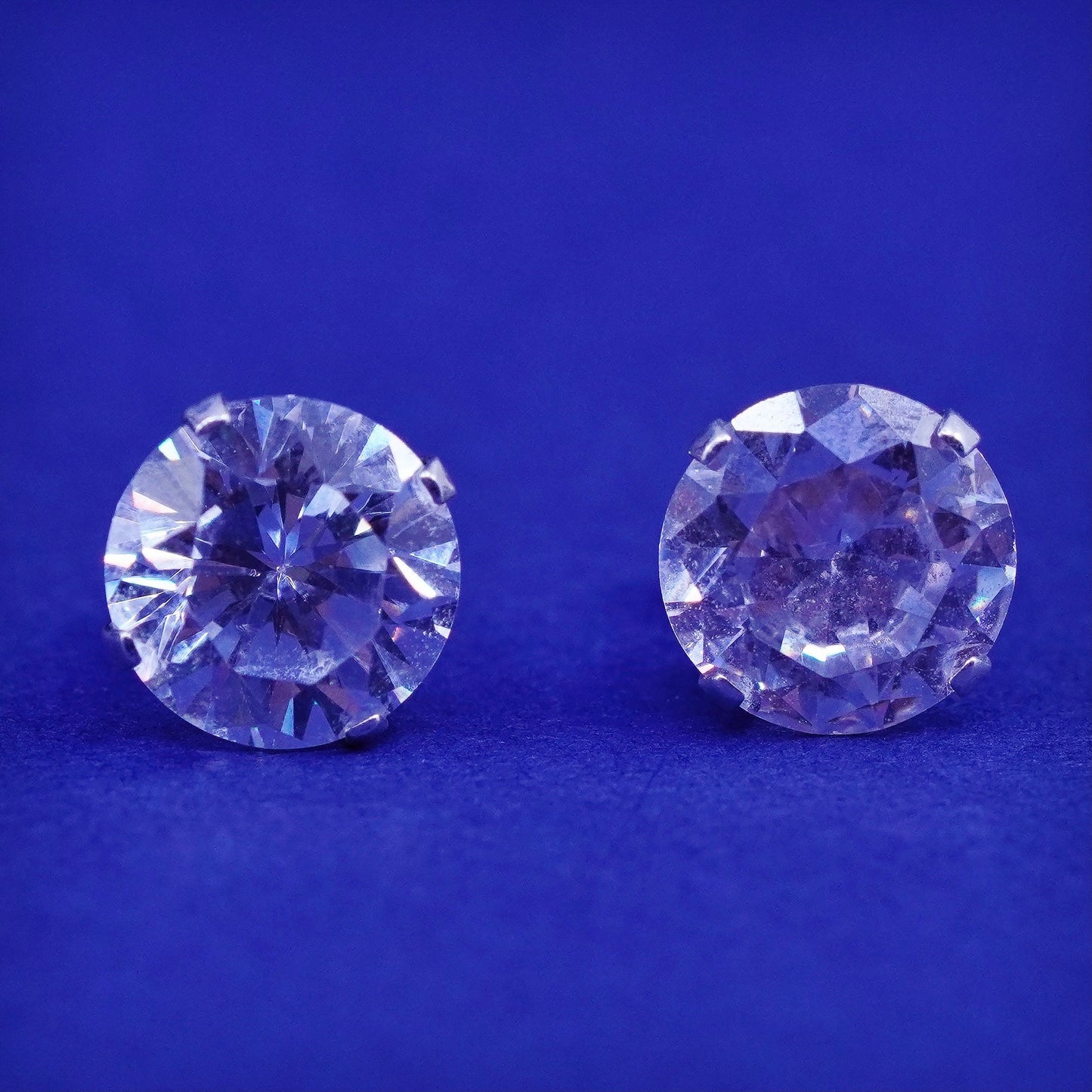 8mm, Vintage sterling silver handmade earrings, round 925 studs with CZ