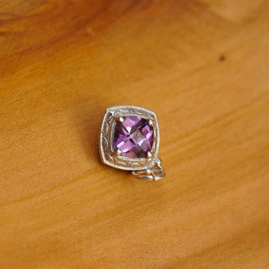 Vintage Sterling 925 silver handmade pendant with diamond shaped amethyst