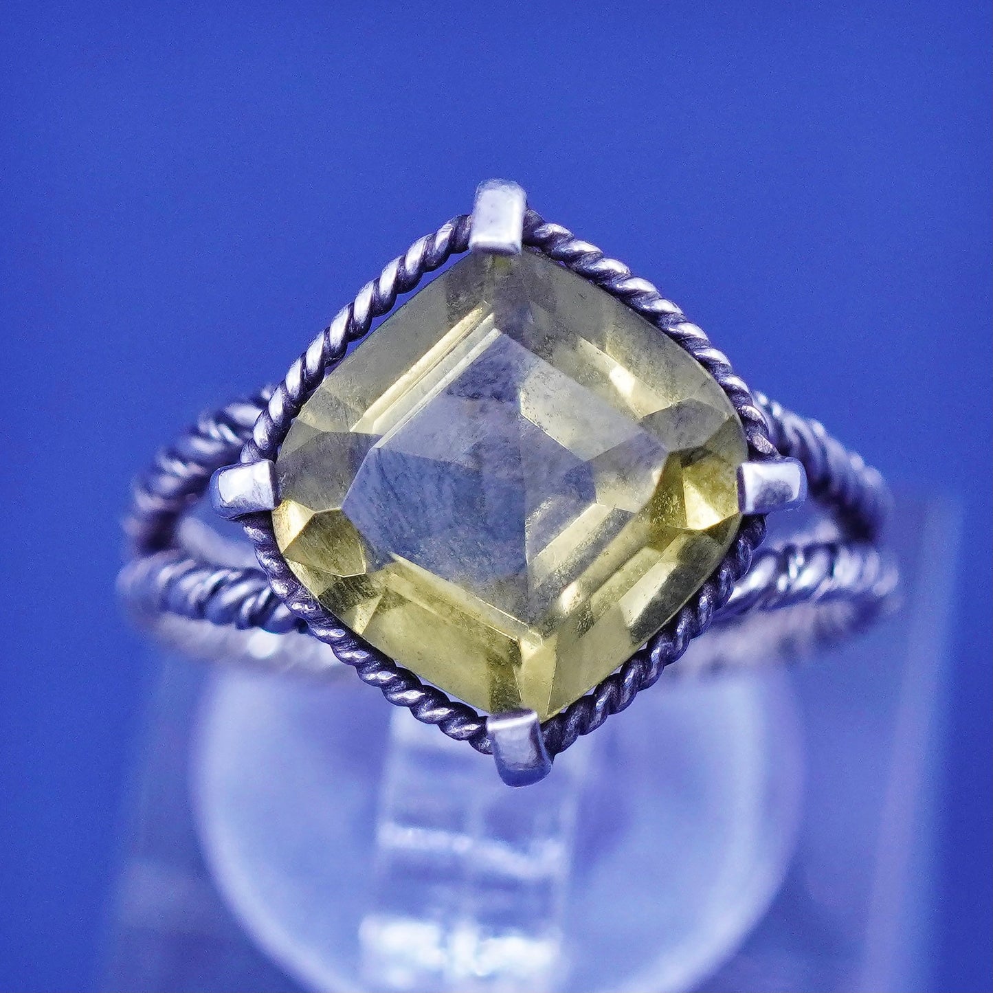 Size 6, vintage Sterling silver handmade Green Olivine 925 Ring