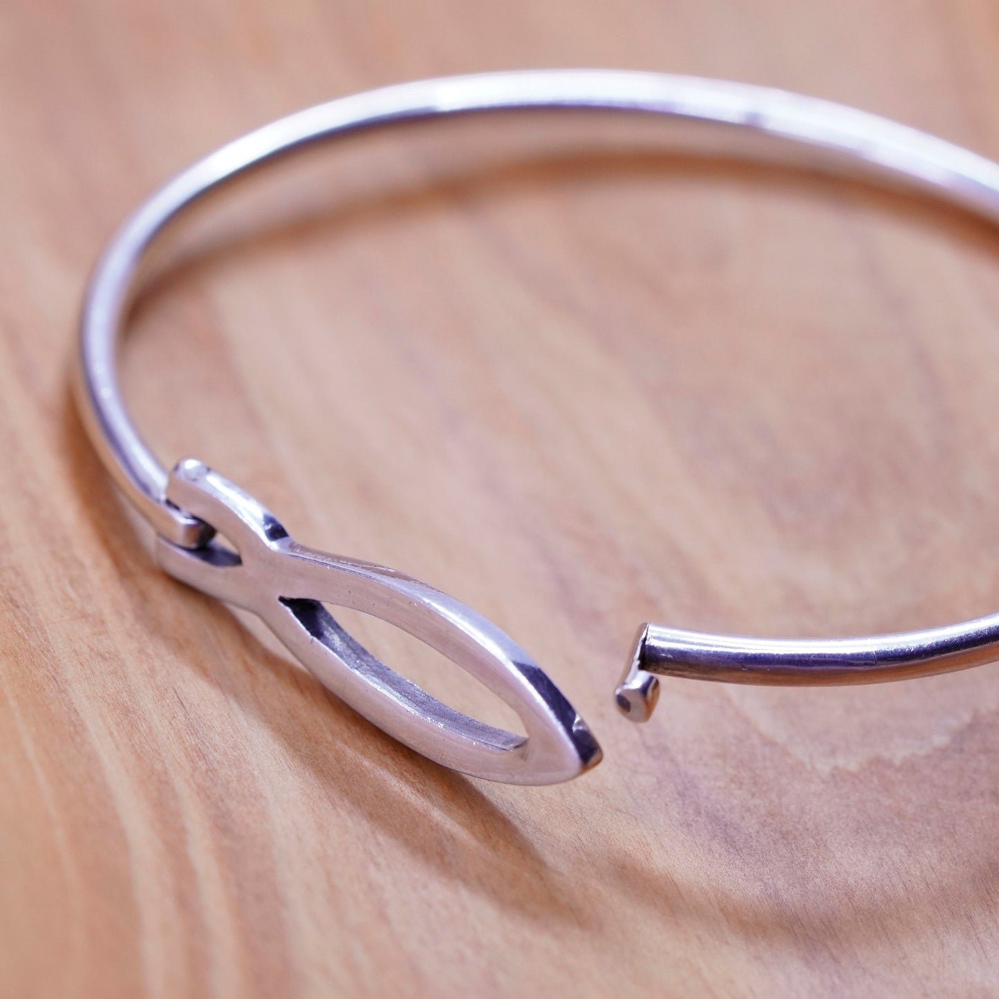 6.5”, antique sterling silver handmade bracelet, 925 hinged bangle fish closure