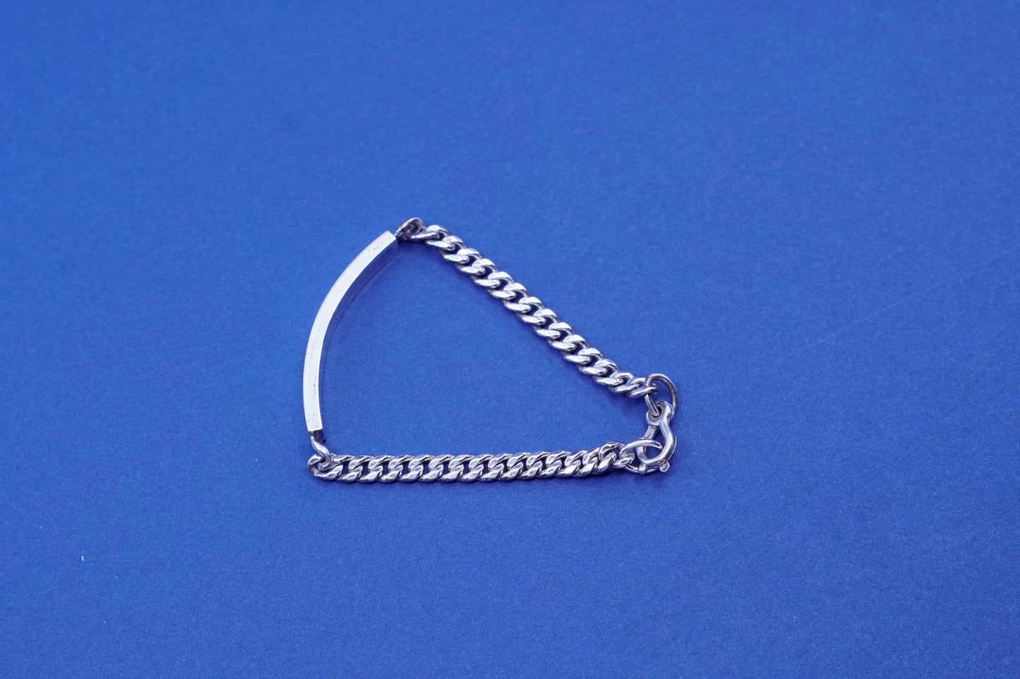 6.25”, vintage EA Sterling silver bracelet, curb chain with name Linda bar