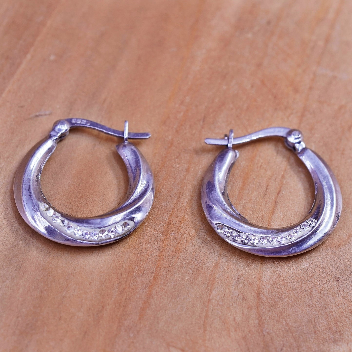 0.75”, Vintage Sterling silver handmade earrings, ribbed 925 hoops with cz