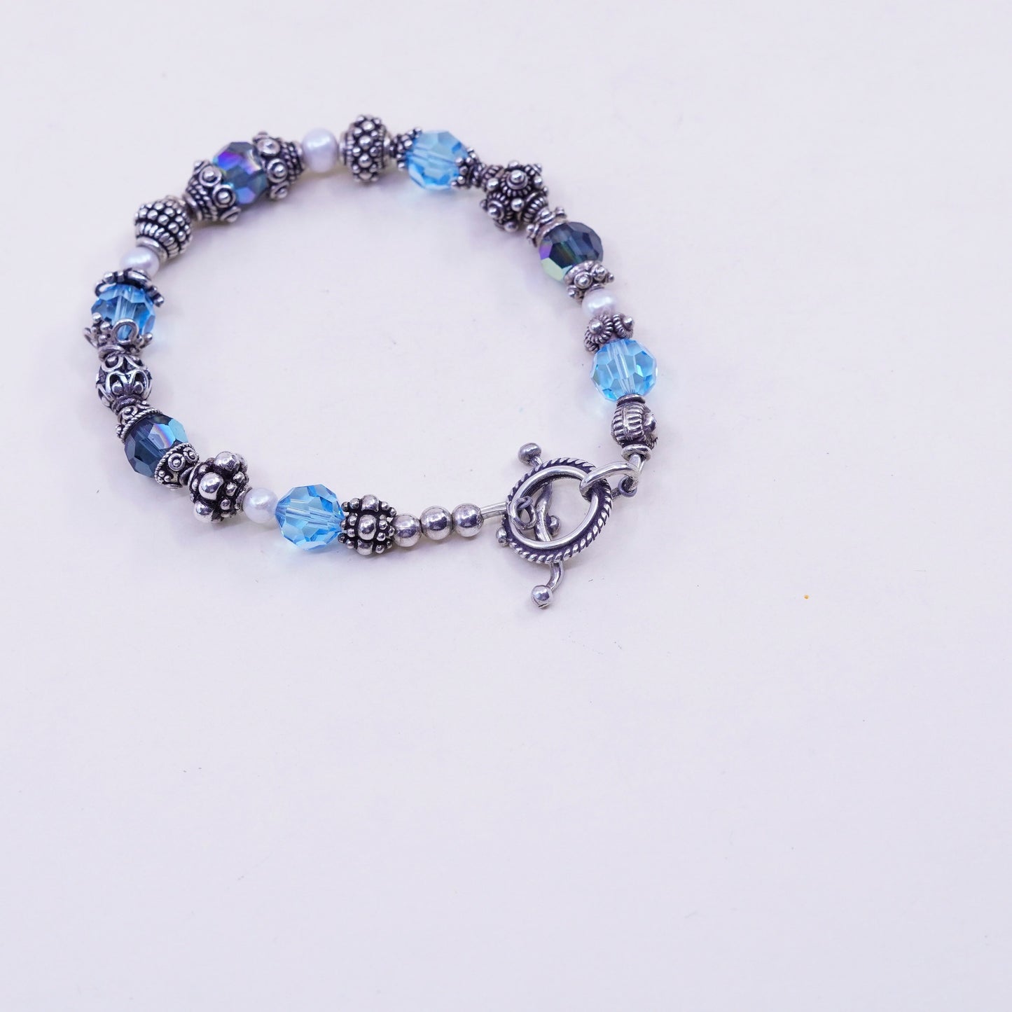 6.5”, vintage Sterling 925 Silver blue Art Glass Bead Toggle Bracelet