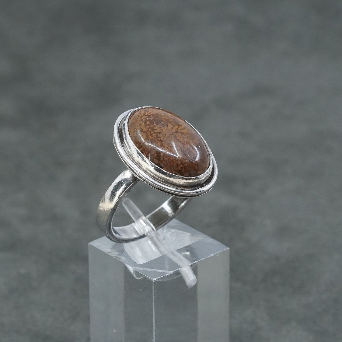 sz 8.75, vtg Sterling silver handmade cocktail ring, 925 w/ oval cut red jasper
