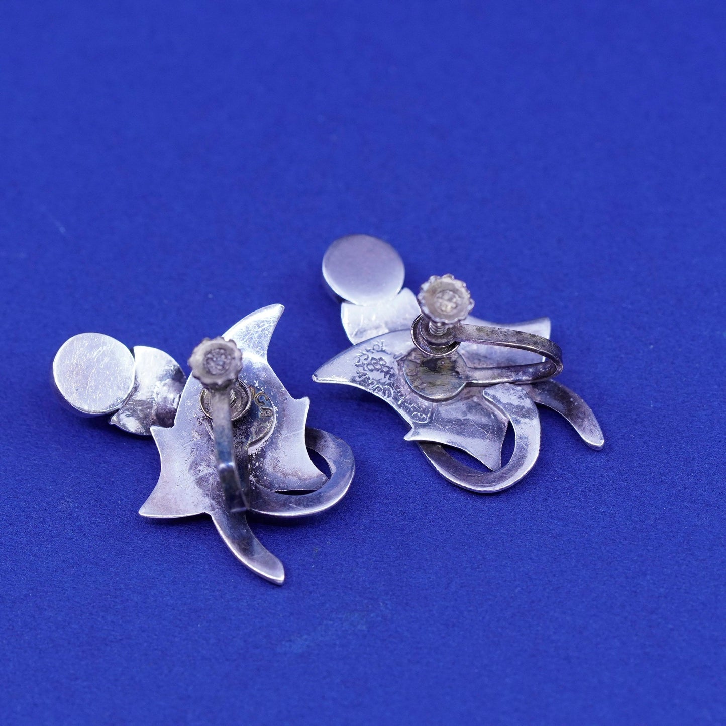 Vintage taxco Sterling silver screw back earrings, 925 dandelion crystal bead
