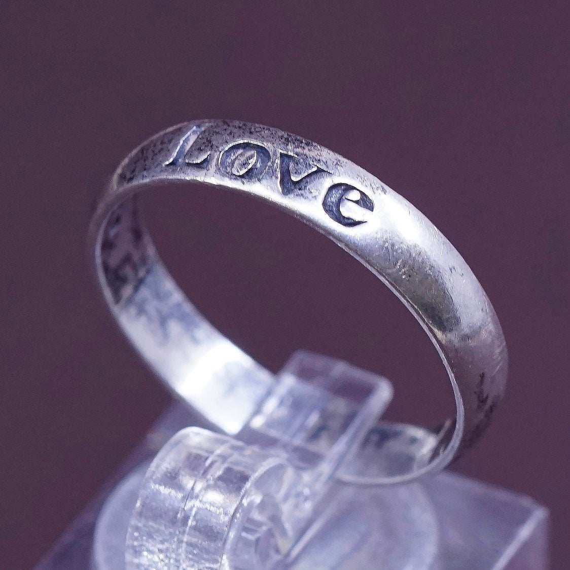 sz 8.25, vtg Sterling silver prayer ring, 925 band w/ "love" engraved