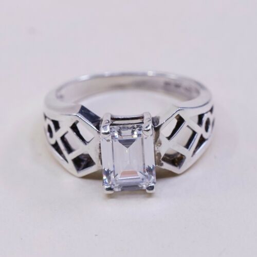 Sz 6.75 Vtg Sterling silver handmade ring, 925 silver Engagement band W/ CZ