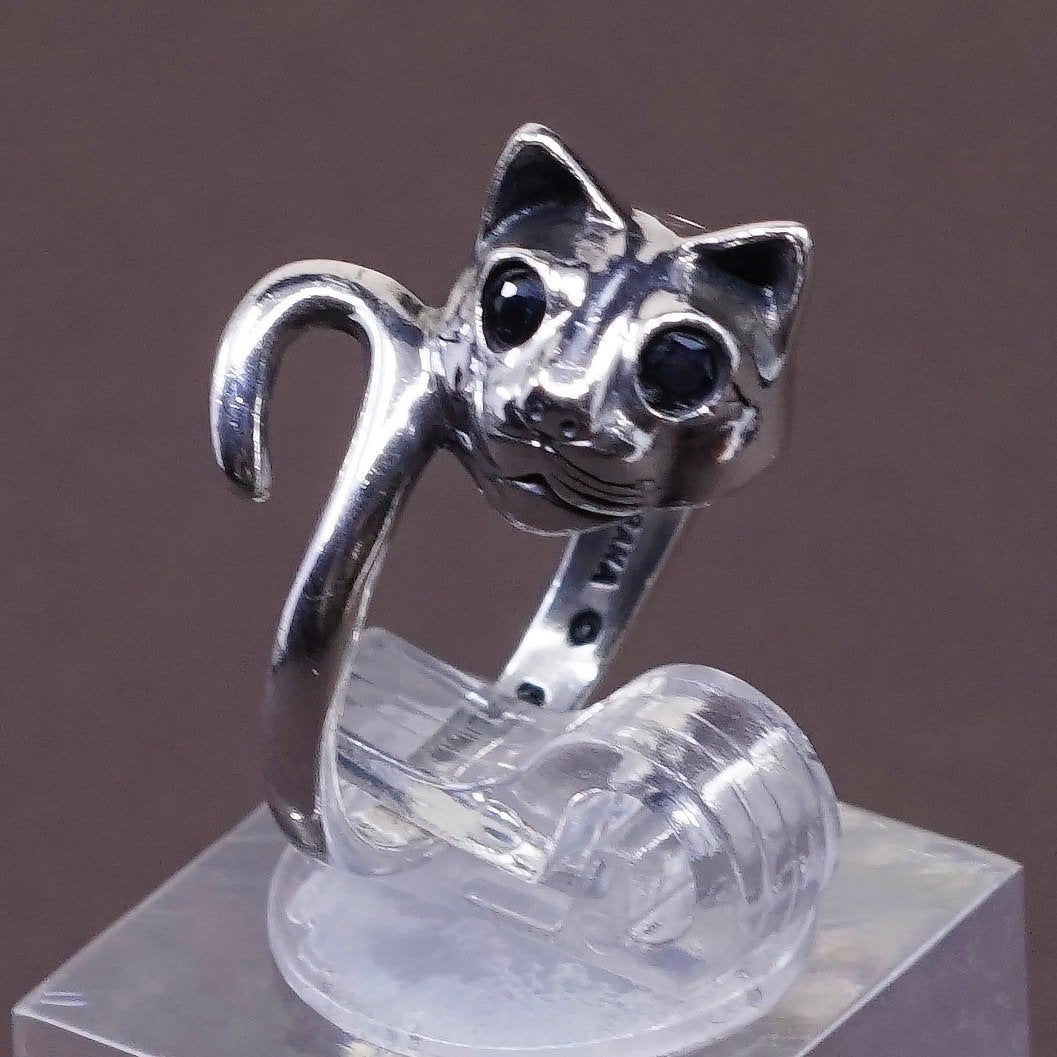 sz 5, kabana Sterling Silver Handmade ring, 925 cat head band w/ sapphire eyes