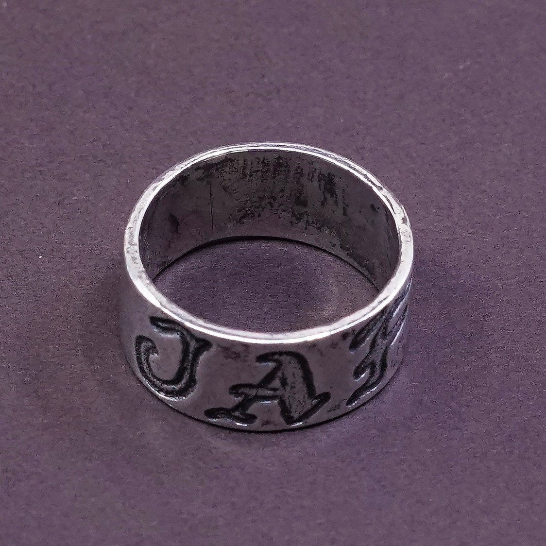 sz 8, vtg Sterling silver handmade ring, 925 wide band w/ “JAF”