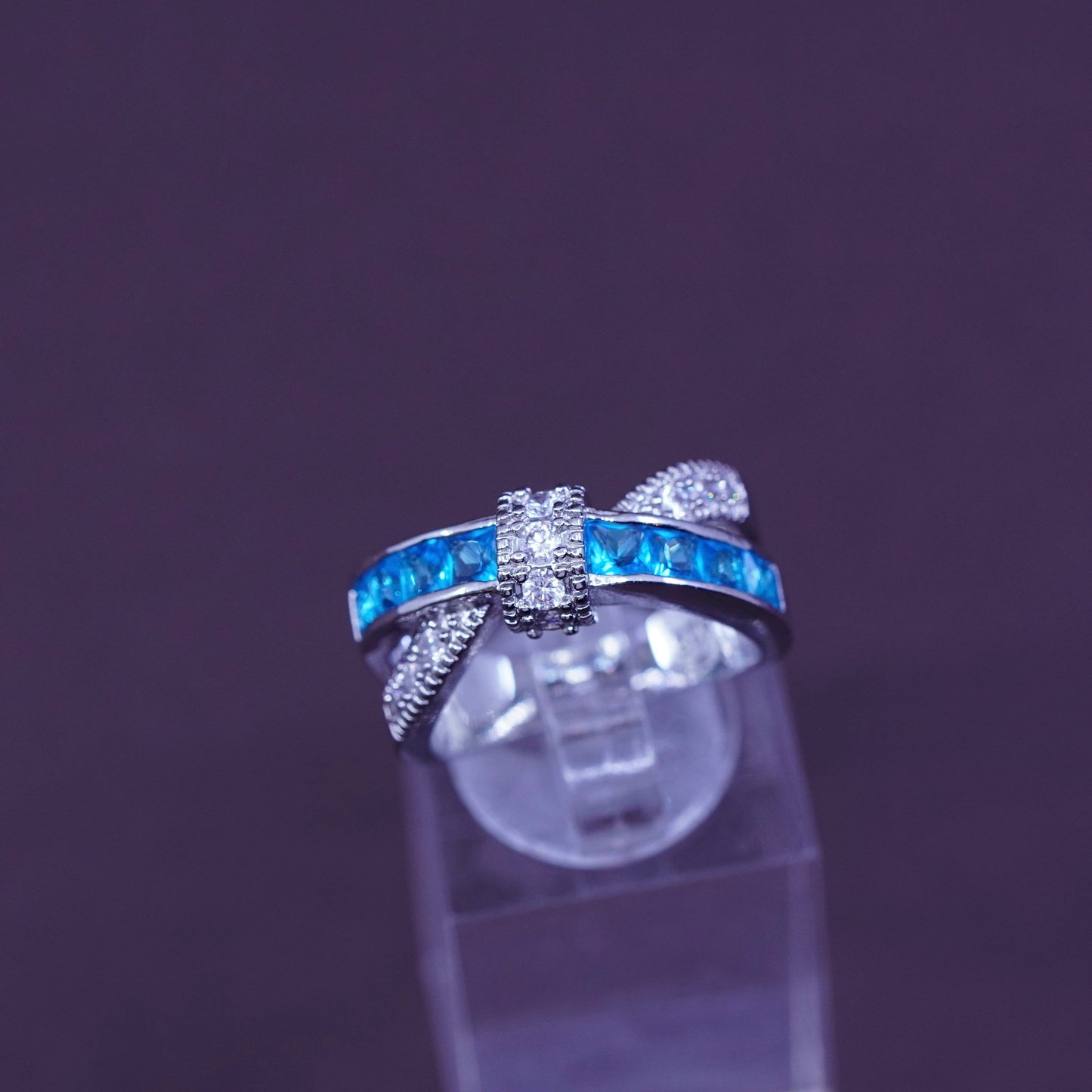 size 7, vintage Sterling silver handmade ring, 925 entwined band w/ topaz N cz