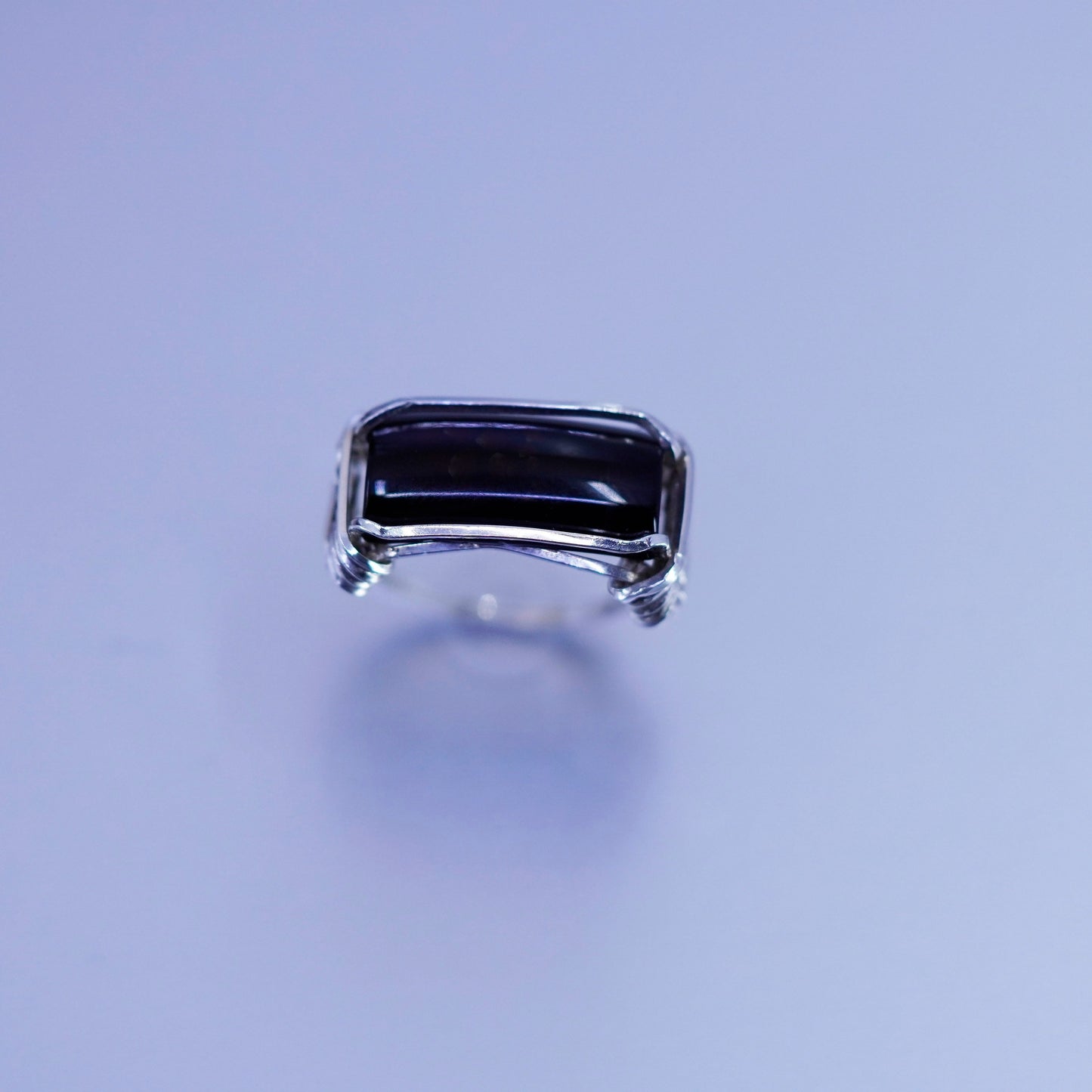 Size 9.5, vintage Sterling 925 silver handmade wired ring with agate