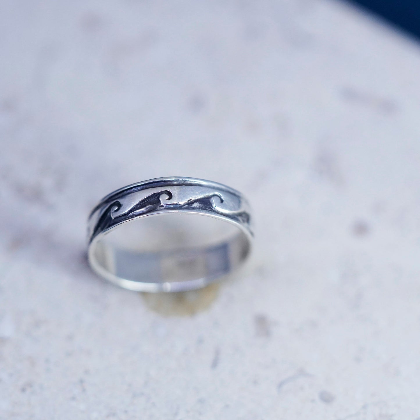 Size 6.75, vintage Sterling silver handmade wavy wave ring, 925 band with wave